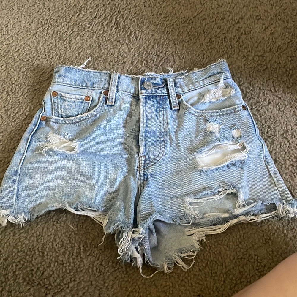 Levi’s Wedgie Shorts